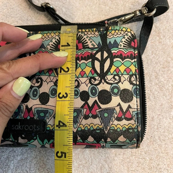 Sakroots Artist Womens Convertible Smartphone Crossbody Bag Wristlet Boho Wallet - Picture 13 of 15